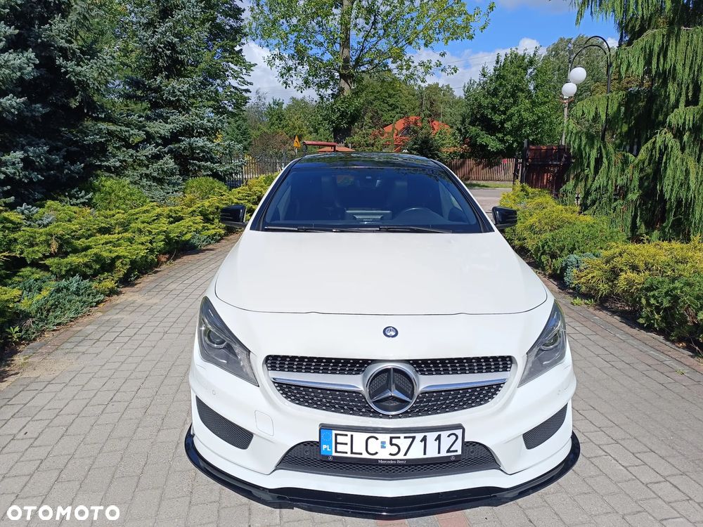 Mercedes-Benz CLA 200 7G-DCT AMG Line - 1