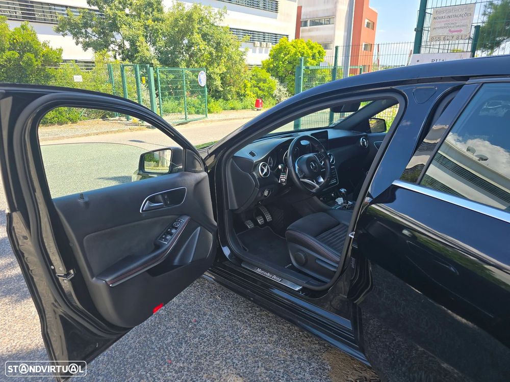 Mercedes-Benz A 180 d AMG Line - 4