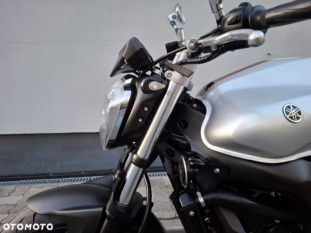 Yamaha FZ6 - 24