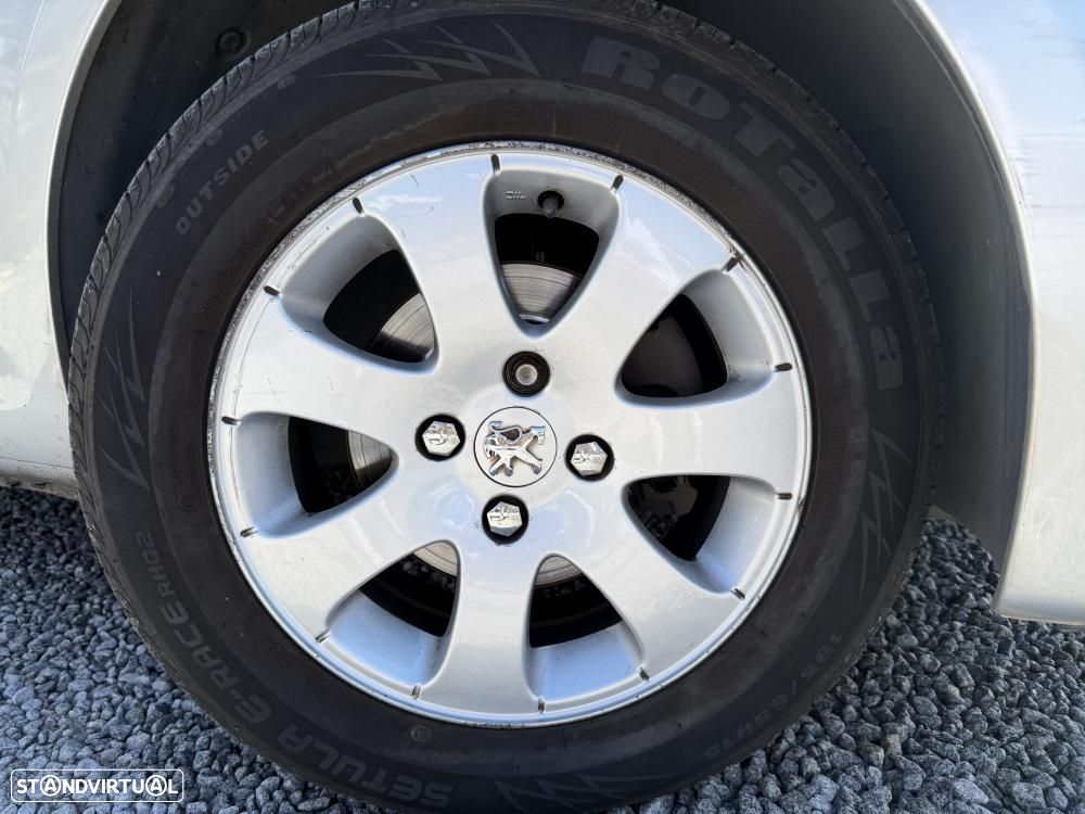 Peugeot 307 Break 1.4 HDi XS Premium - 4