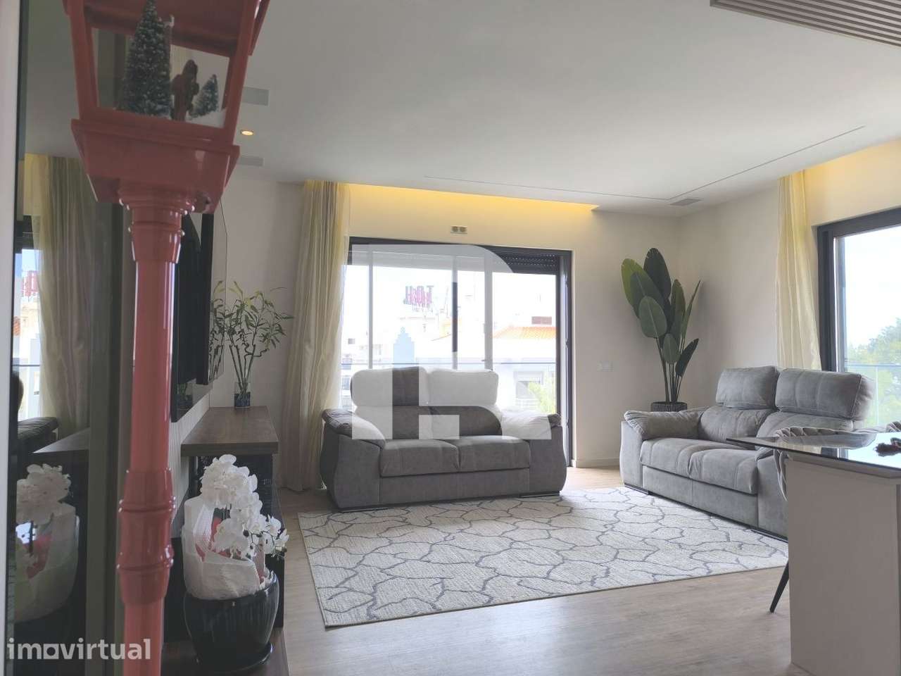 Apartamento T4 semi novo em Portimao - Grande imagem: 5/41