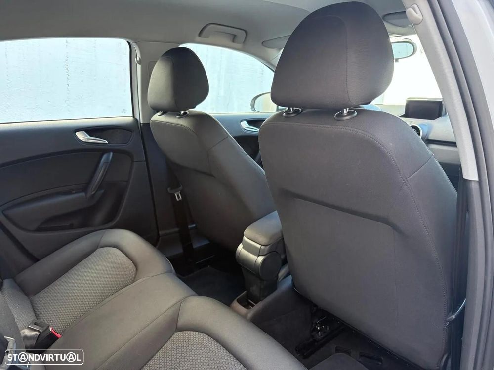 Audi A1 Sportback 1.6 TDI - 54
