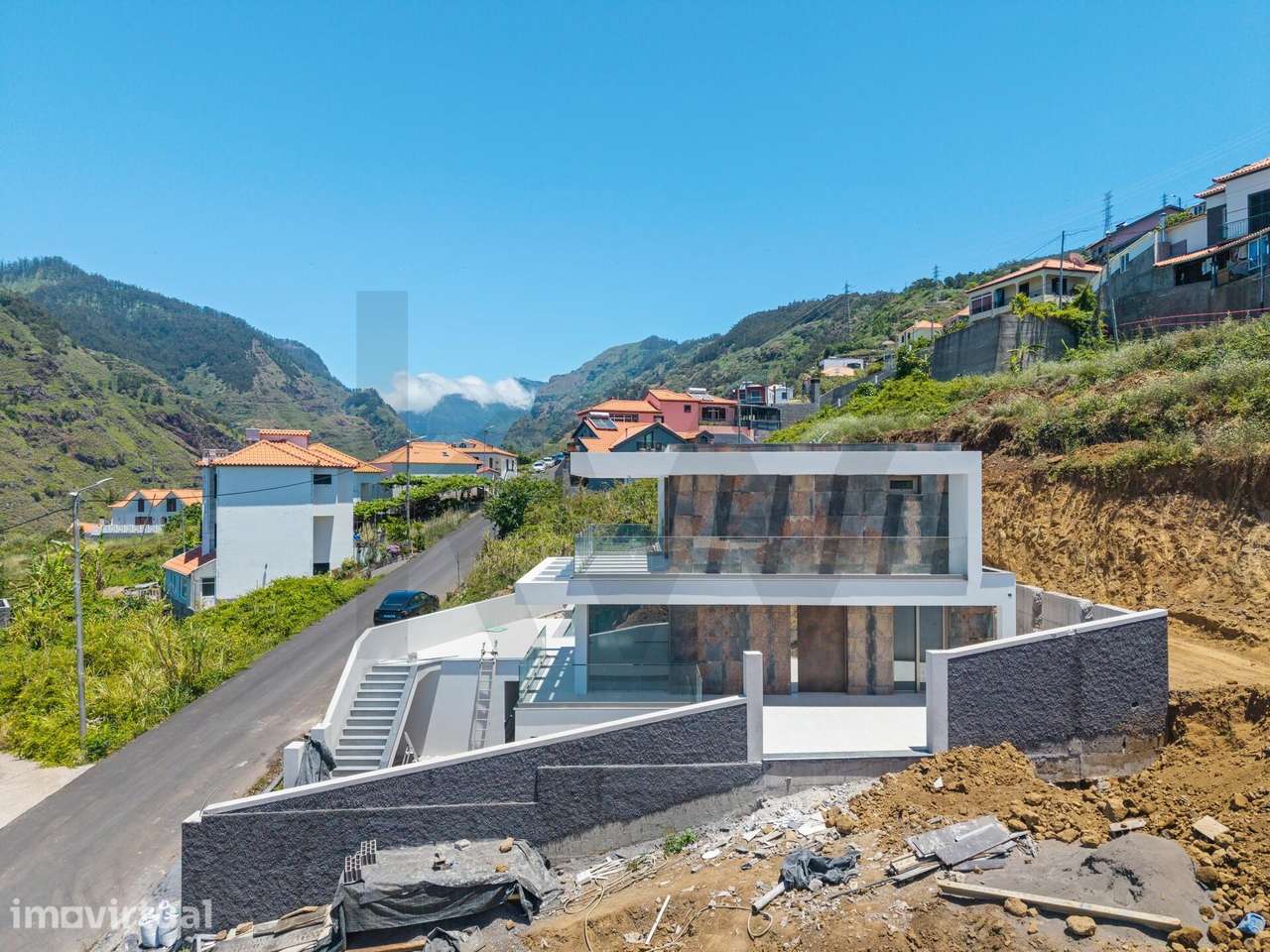 Sunset Villa – Moradia T4 com piscina e vista mar | Ribeira Brava - Grande imagem: 5/33