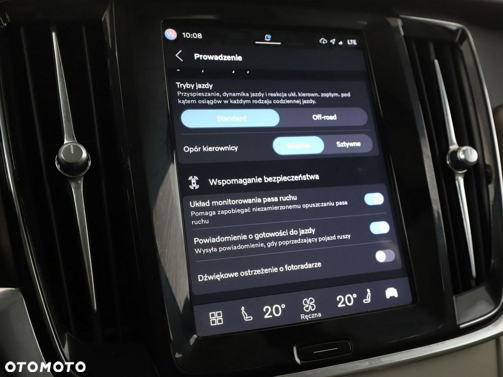 Volvo V90 Cross Country B4 D AWD Pro - 28