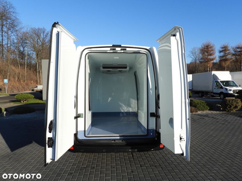 Renault MASTER FURGON CHŁODNIA  -10*C ZASILANIE 230V TEMPOMAT NAWIGACJA LEDY KLIMATYZACJA  150KM - 13