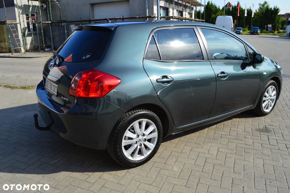 Toyota Auris 1.4 D-4D Premium - 8