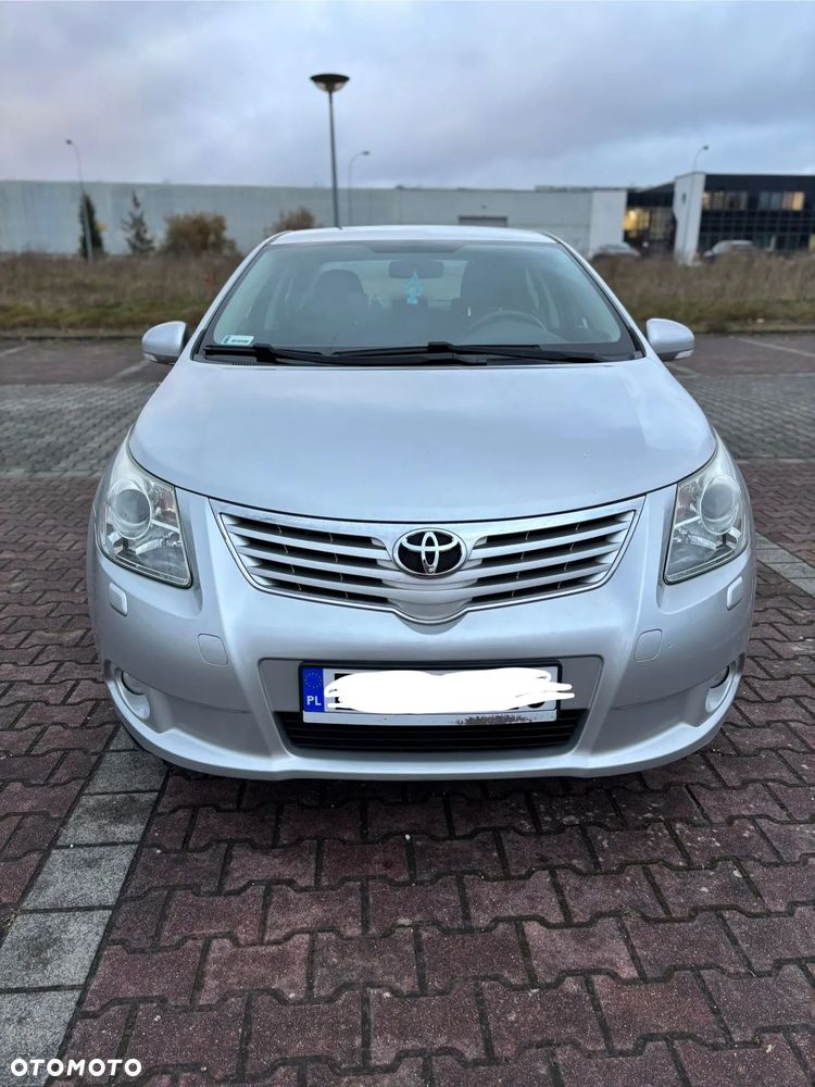 Toyota Avensis 1.6 Luna EU5 - 6