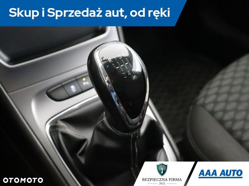 Opel Astra - 15