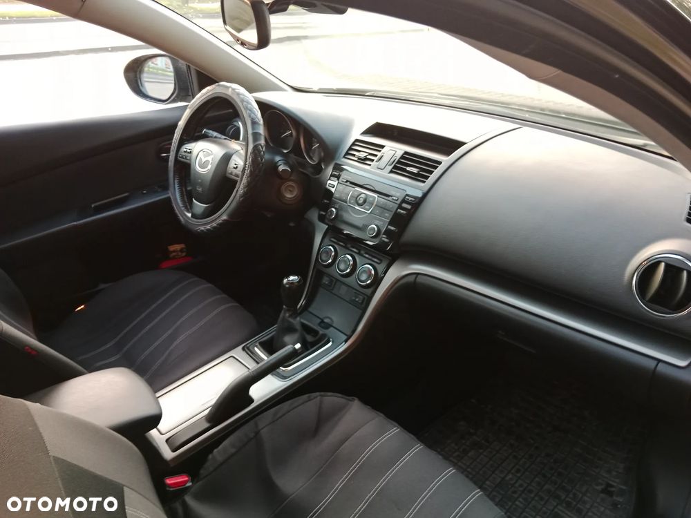 Mazda 6 2.0 Exclusive + - 9