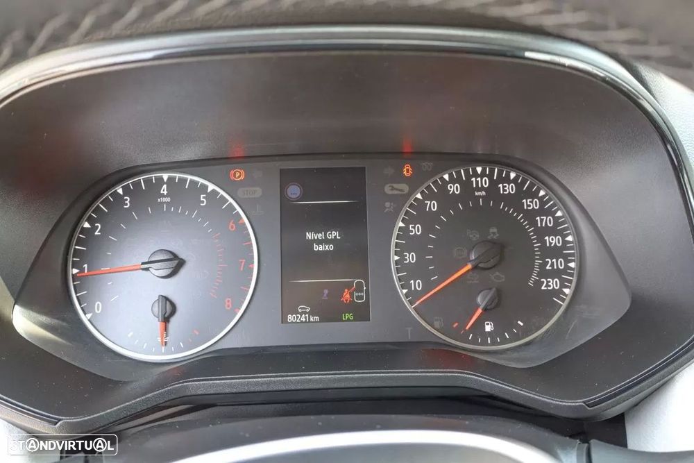 Renault Clio 1.0 TCe Limited Bi-Fuel - 22