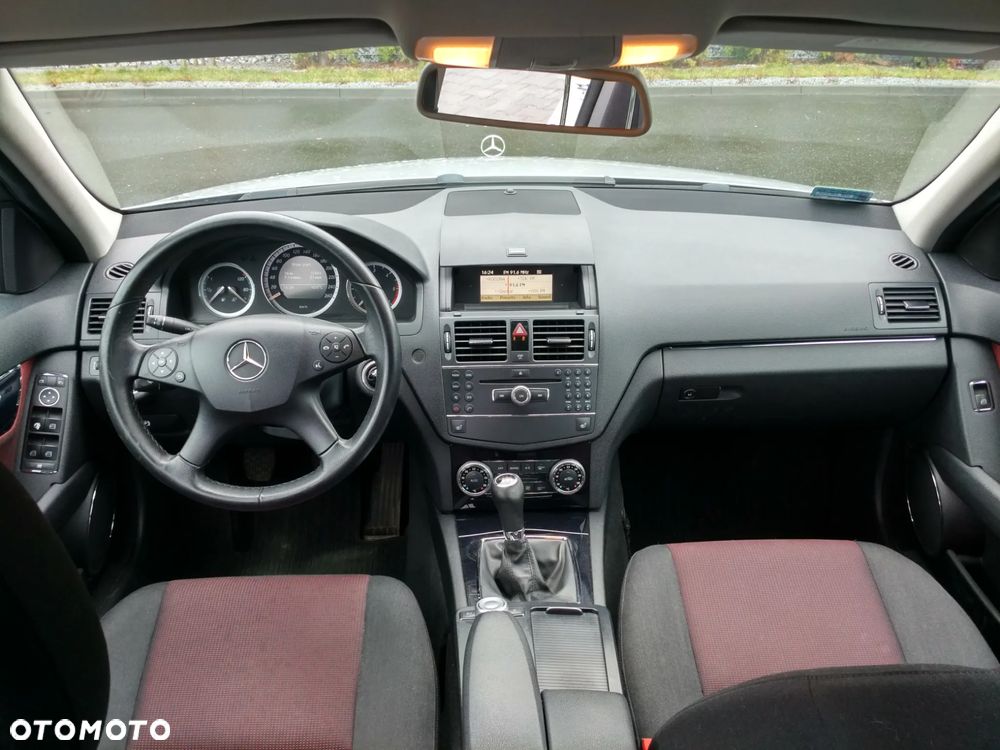 Mercedes-Benz Klasa C 220 CDI DPF Elegance - 11