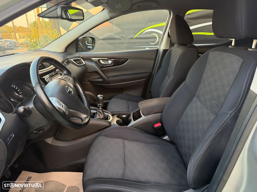 Nissan Qashqai 1.5 dCi N-Connecta - 18