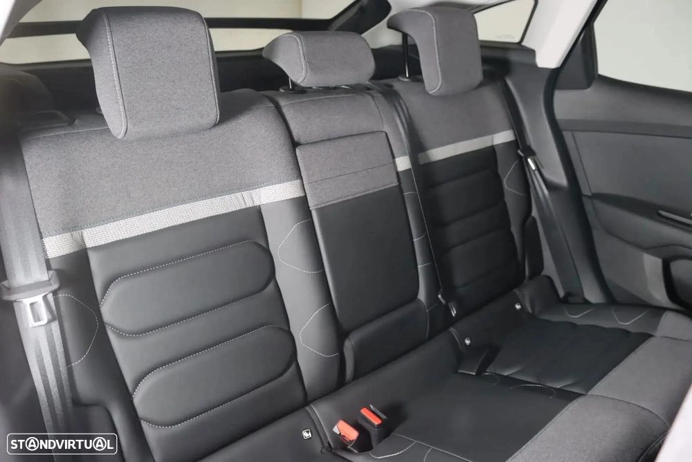 Citroën e-C4 50 kWh Shine - 6