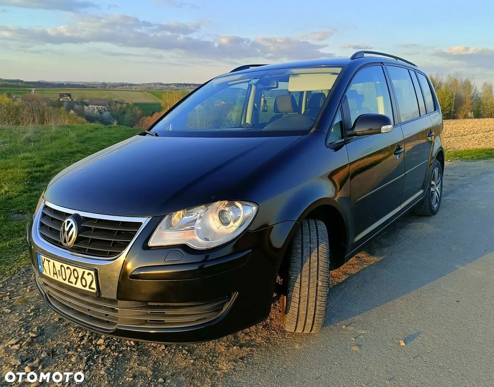 Volkswagen Touran 1.9 TDI Trendline - 1