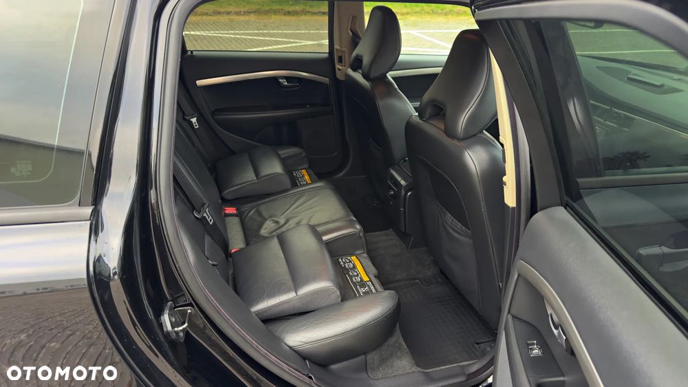 Volvo V70 - 25