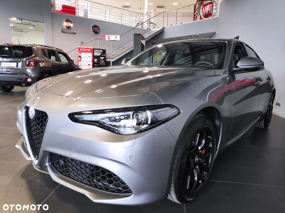 Alfa Romeo Giulia 2.0 Turbo Veloce Q4 - 24