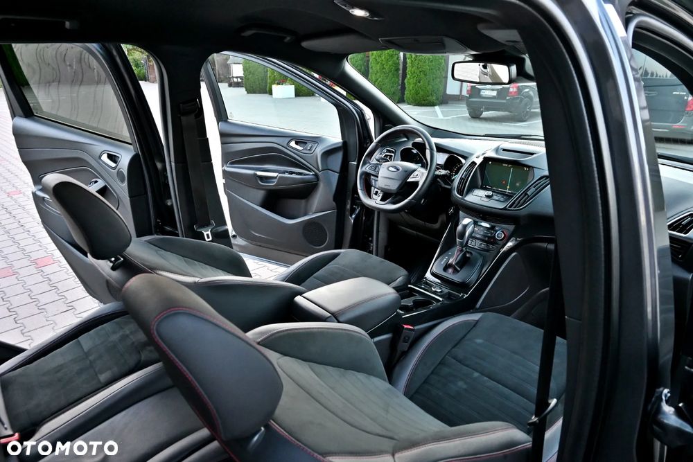Ford Kuga 2.0 TDCi 4x4 ST-Line - 25