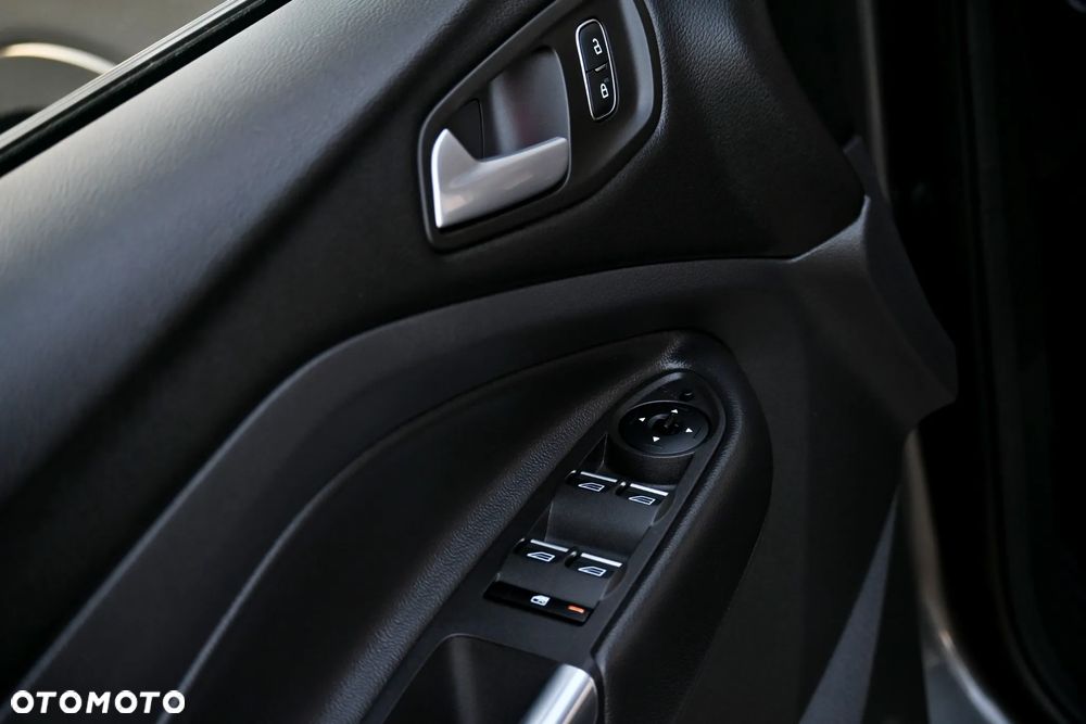 Ford Kuga 1.5 EcoBoost FWD ST-Line ASS GPF - 26