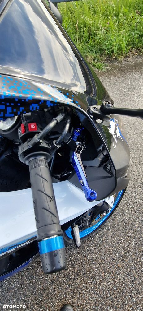 Honda CBR - 22