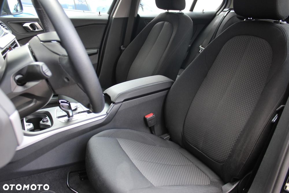 BMW Seria 1 - 8
