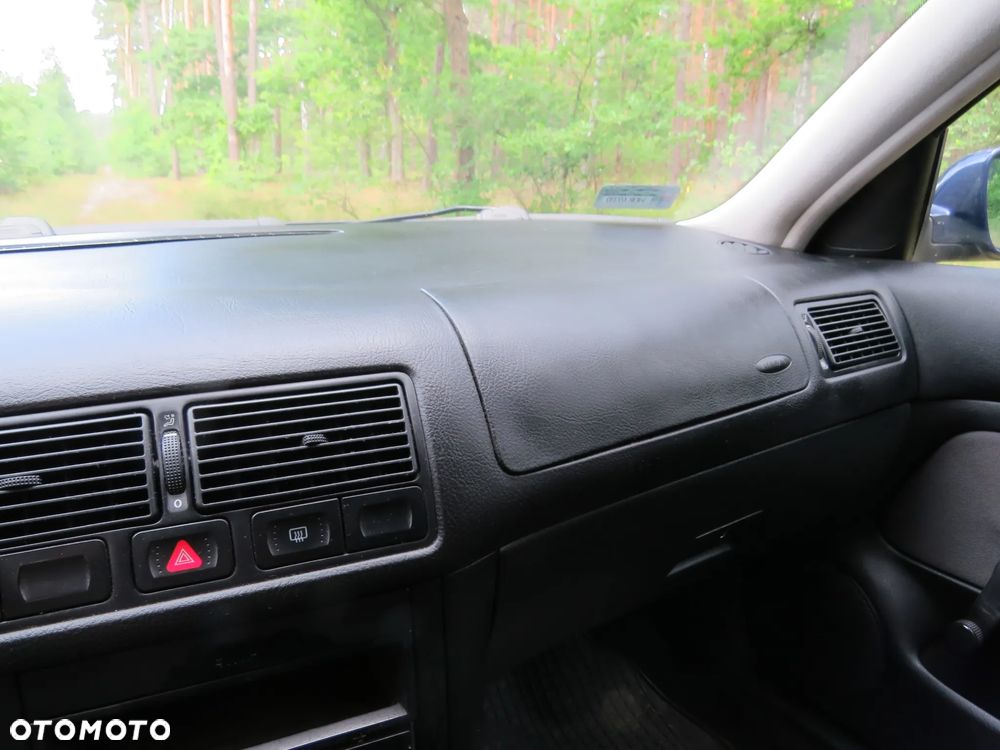 Volkswagen Golf - 2