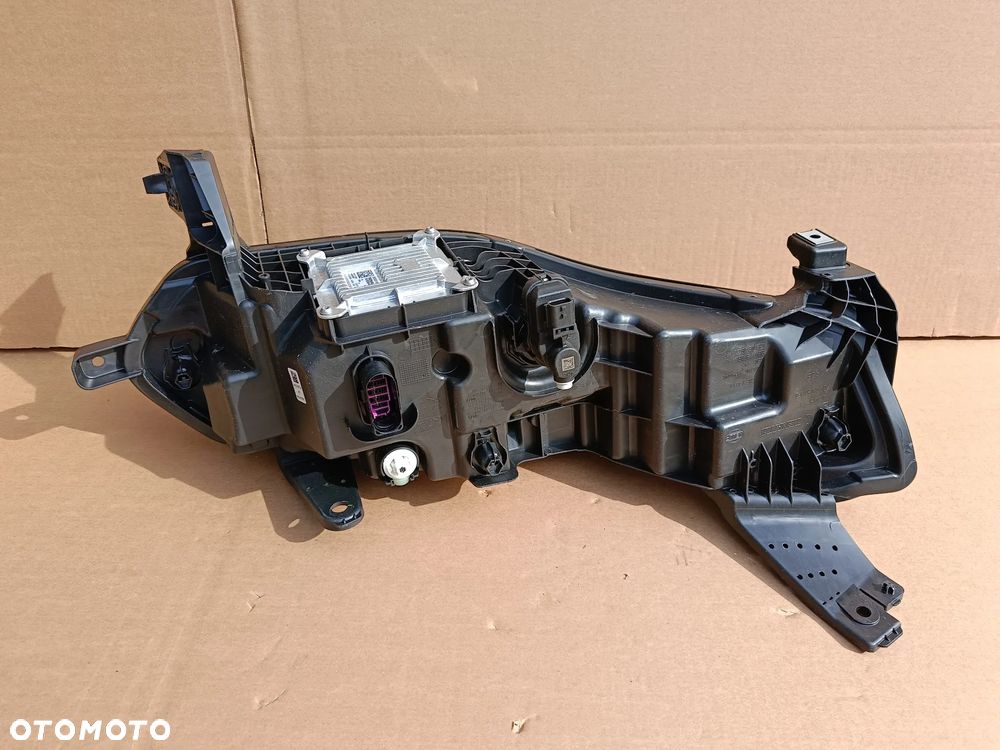 Full Led przedni lewy Renault Megane V 5 E-TECH lampa 260606256R - 8