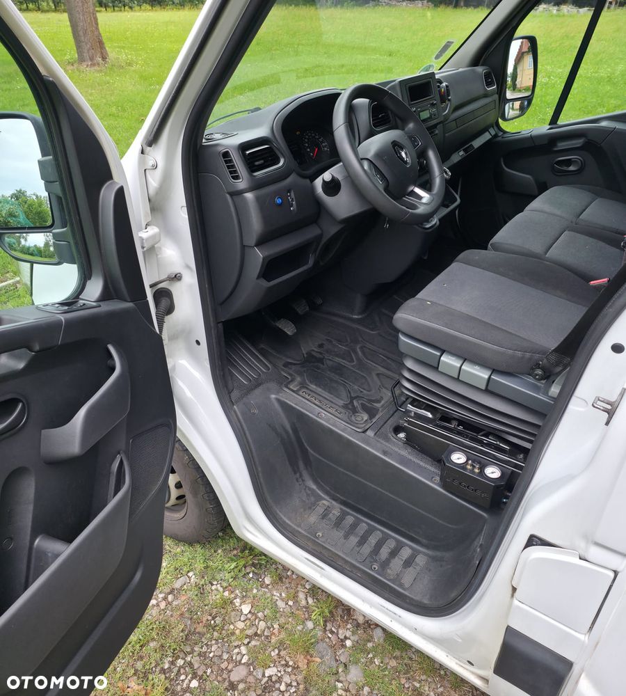 Renault Master - 16