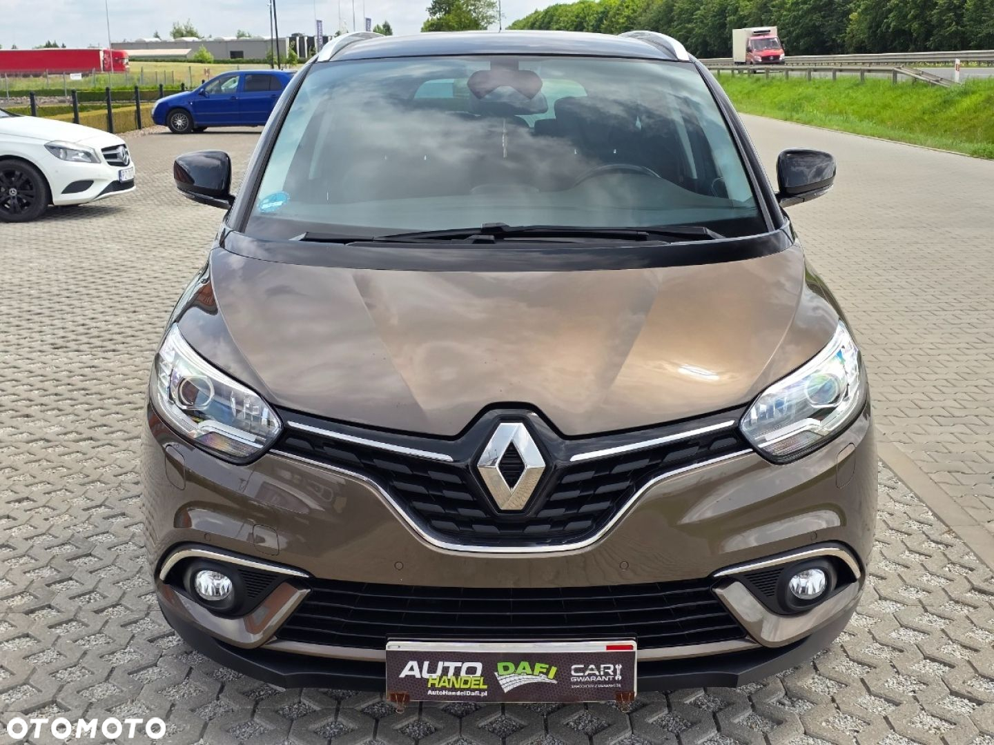 Renault Grand Scenic - 40