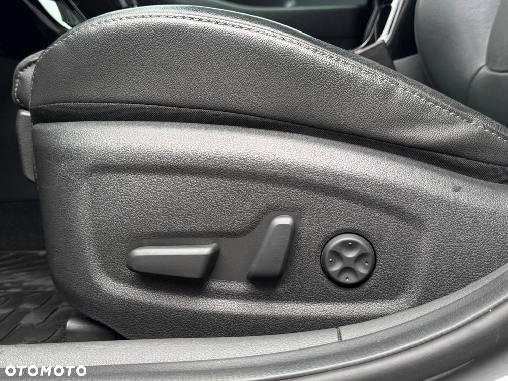 Hyundai i30 - 23