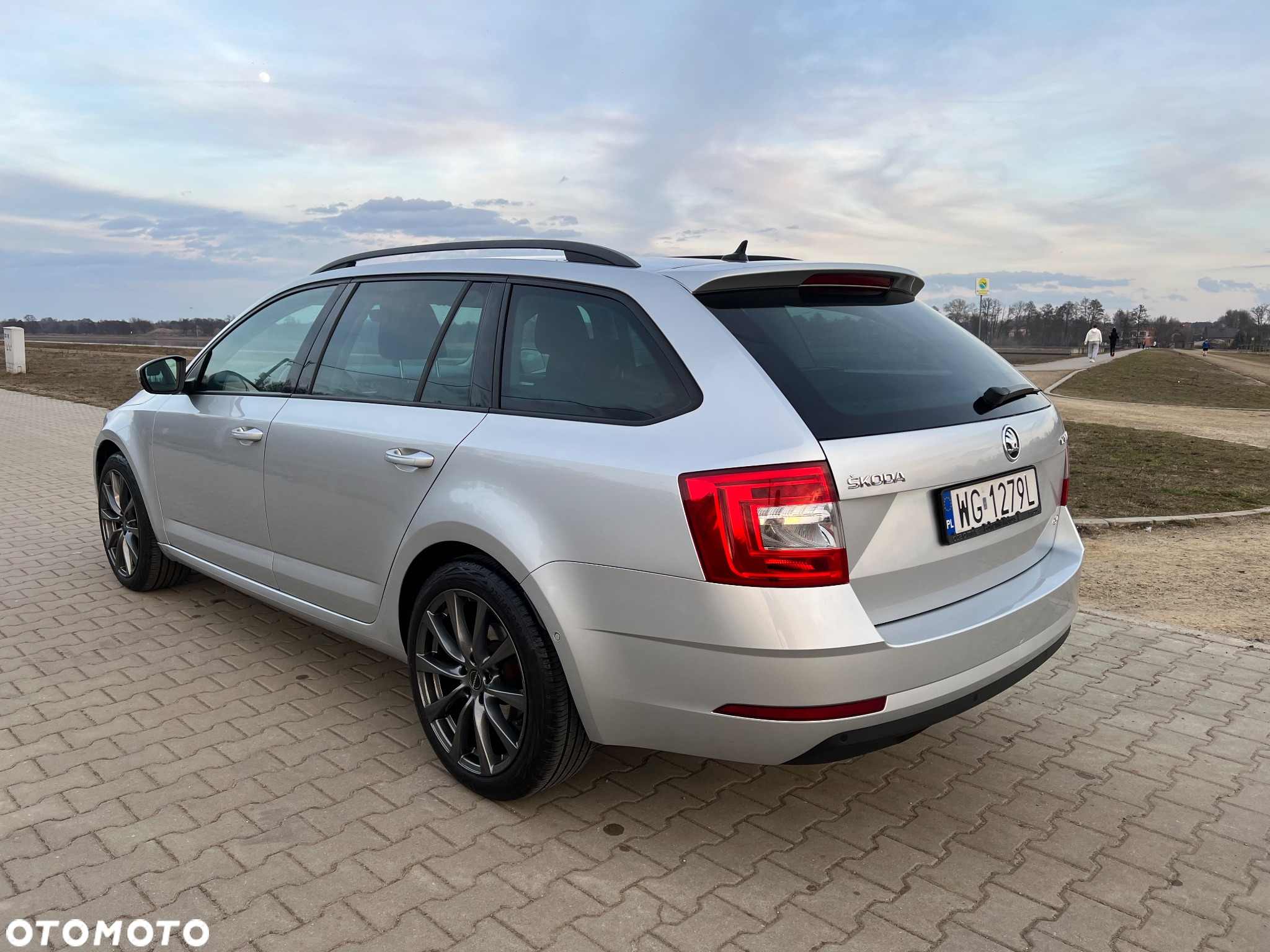 Skoda Octavia - 3