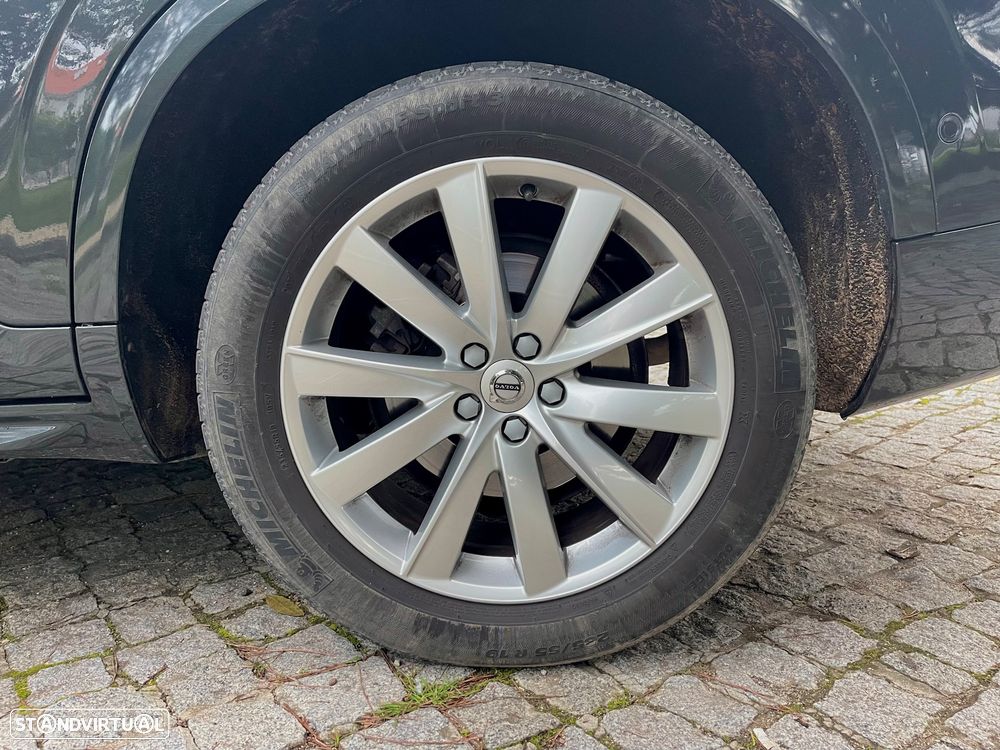 Volvo XC 90 2.0 D4 Momentum - 15