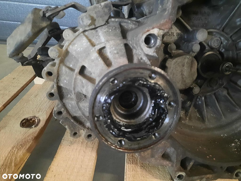 VOLKSWAGEN GOLF IV 1.4MT 75KM 97-06 SKRZYNIA BIEGÓW MANUALNA WWO - 2