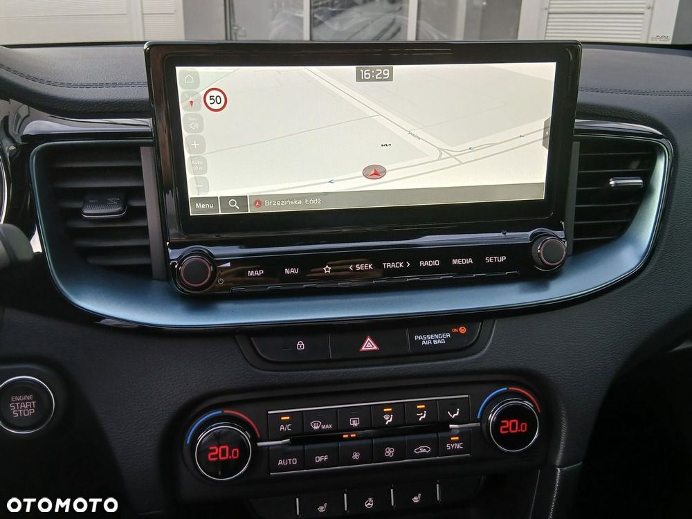 Kia XCeed 1.6 T-GDI Tribute DCT - 24