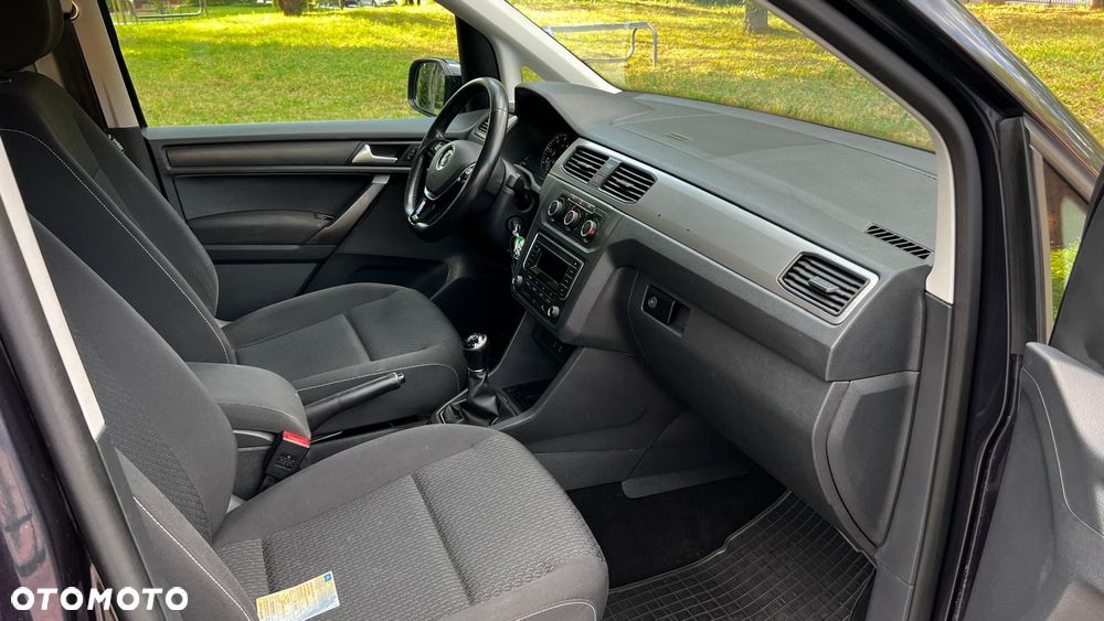 Volkswagen Caddy 2.0 TDI Highline - 27