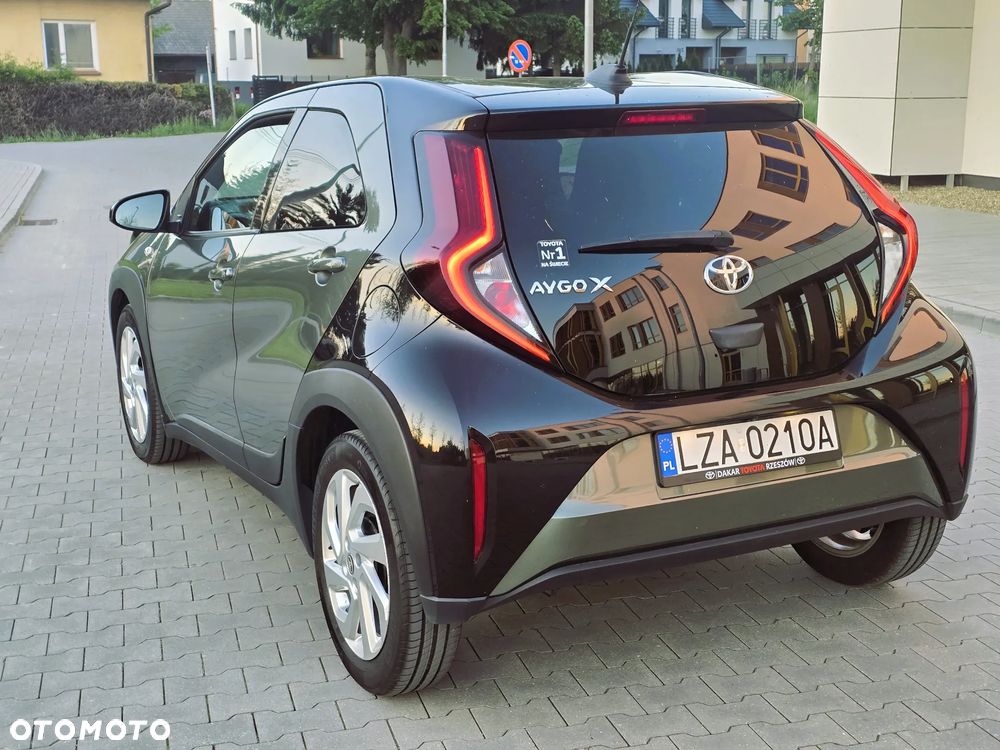 Toyota Aygo X 1.0 VVT-i Style - 4