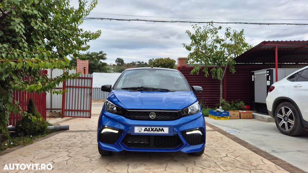 Aixam Coupe - 5