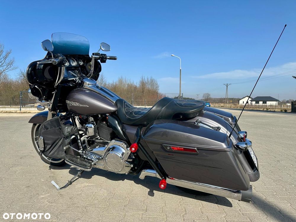 Harley-Davidson FLHXS Special - 5