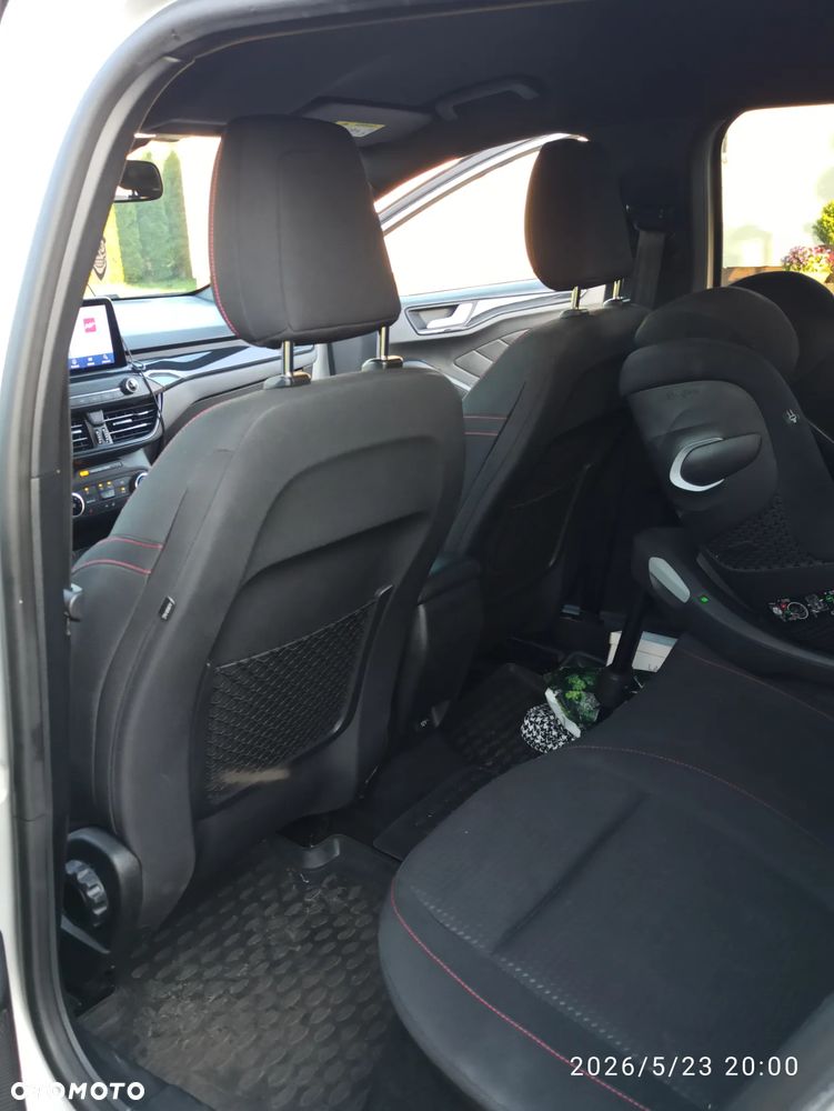 Ford Focus 1.5 EcoBlue STart-Stopp-System ST-LINE - 17