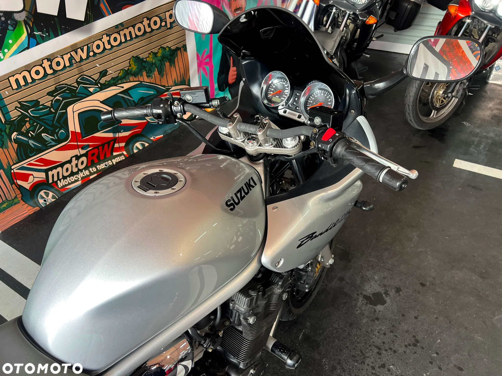 Suzuki Bandit - 7