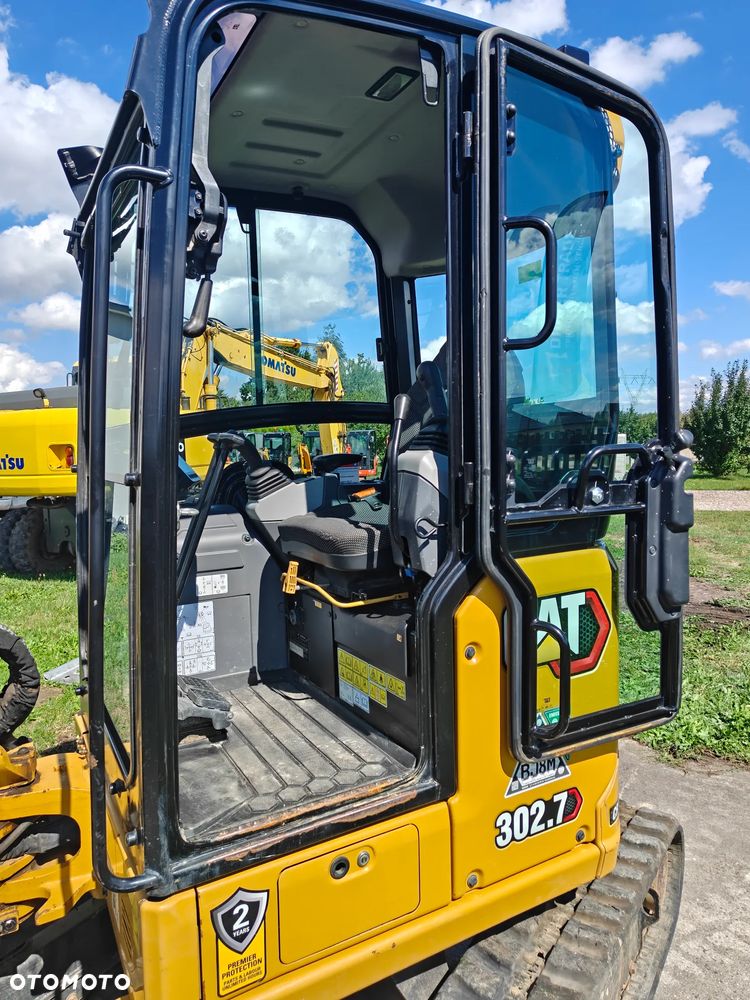 Caterpillar 302.7 - 17