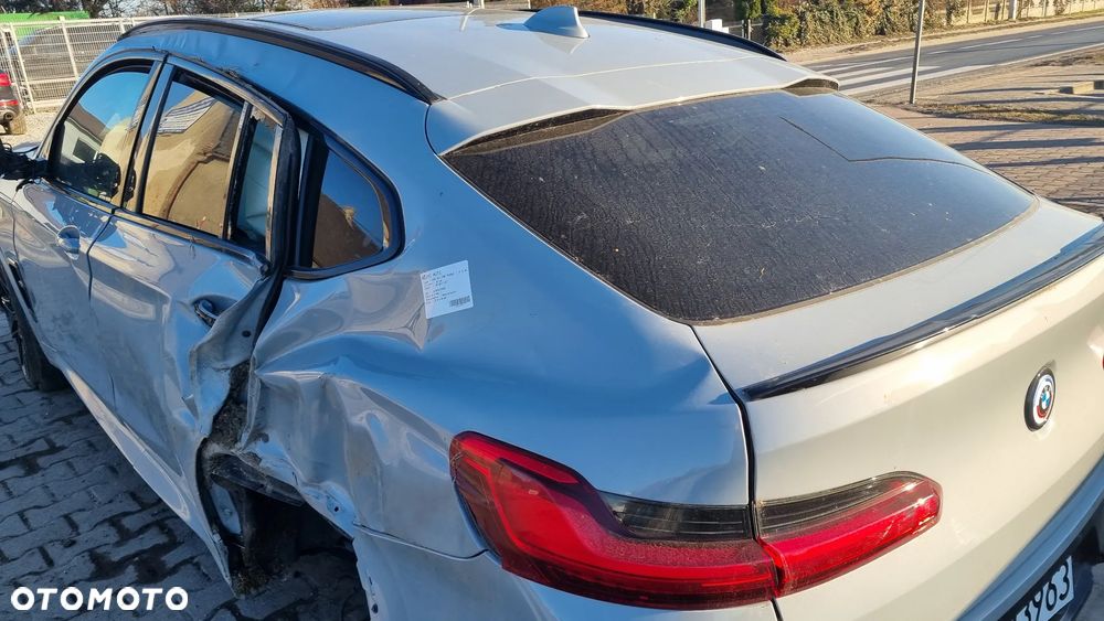 BMW X4 M Competition - 25