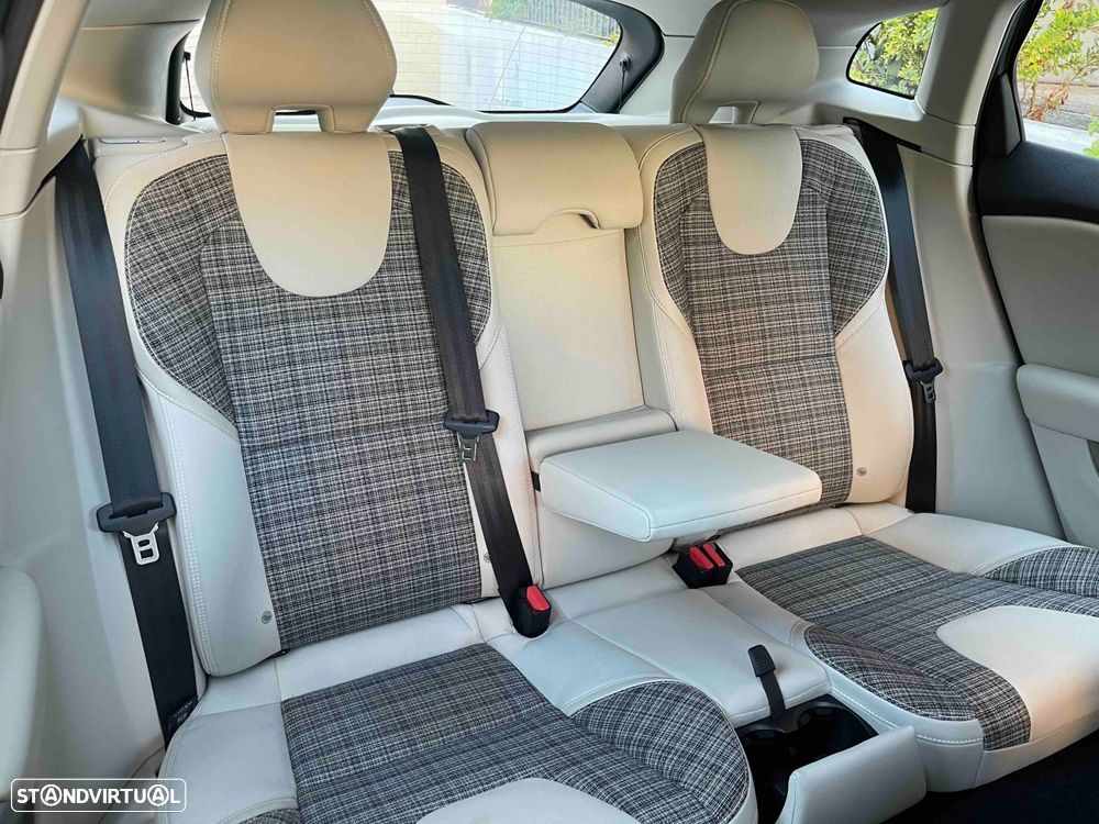 Volvo V40 2.0 D4 Inscripton Geartronic - 53