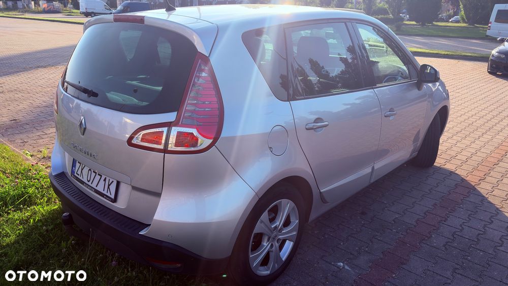 Renault Scenic 1.6 16V 110 Dynamique - 7
