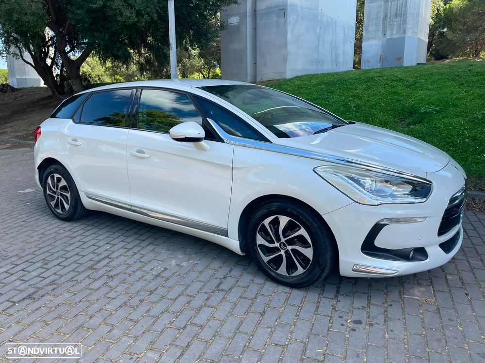 Citroën DS5 e-HDi 110 EGS6 SoChic - 6