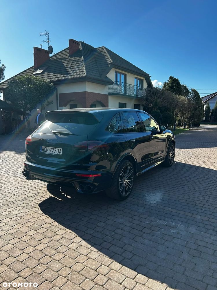 Porsche Cayenne S Diesel Platinum Edition - 5