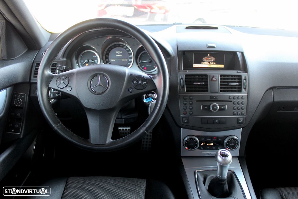 Mercedes-Benz C 220 Station CDI DPF BlueEFFICIENCY Avantgarde - 9