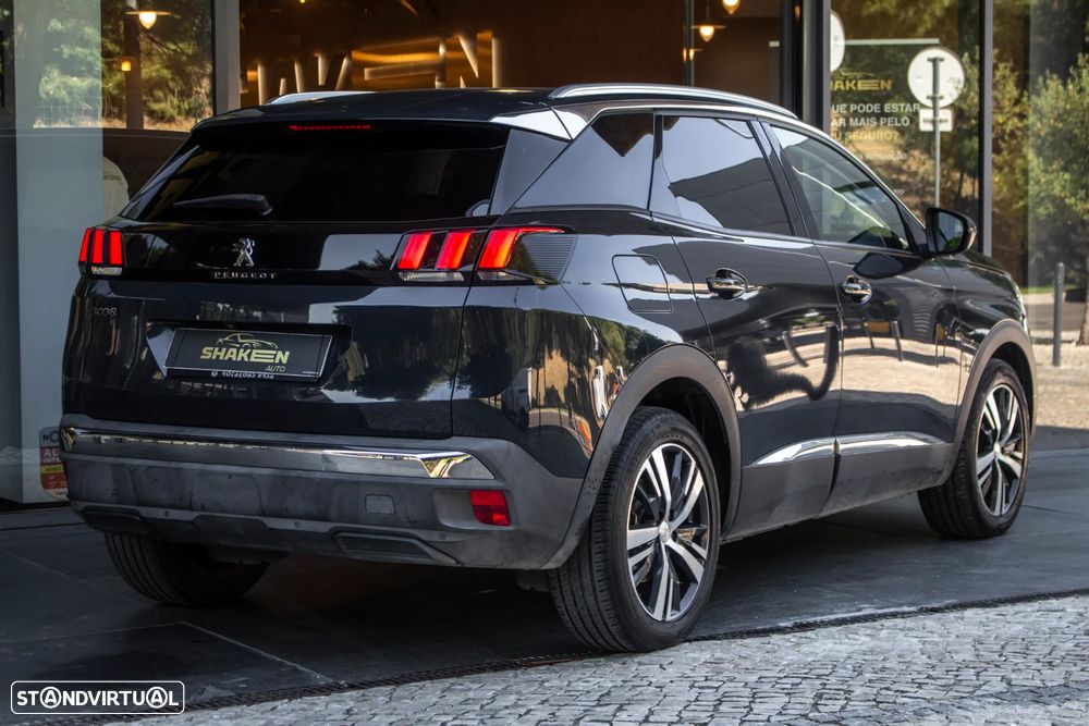 Peugeot 3008 1.5 BlueHDi Allure EAT8 - 4