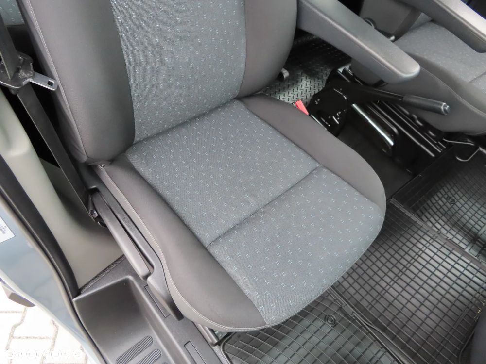 Renault Master 2.3 dCi 163 KM Doka Dubel Brygadowy MIXTO Wywrotka Kiper Wywrot x 3 str. 3210 mm dł. Renomowanej Firmy SCATTOLINI 6-Cio Os.+ 814 Kg Ładowność 71 Tys Km Przeb. Stan Auta JAK NOWY GOTOWY DOSTĘPNY POLECAM - 26