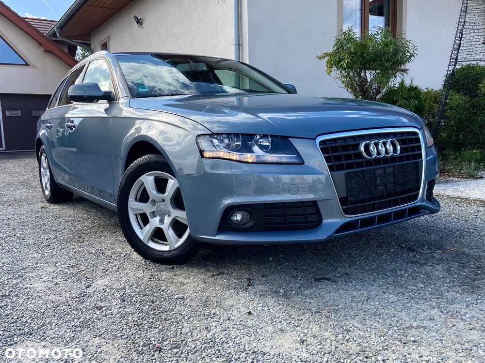 Audi A4 2.0 TDI DPF Attraction - 1