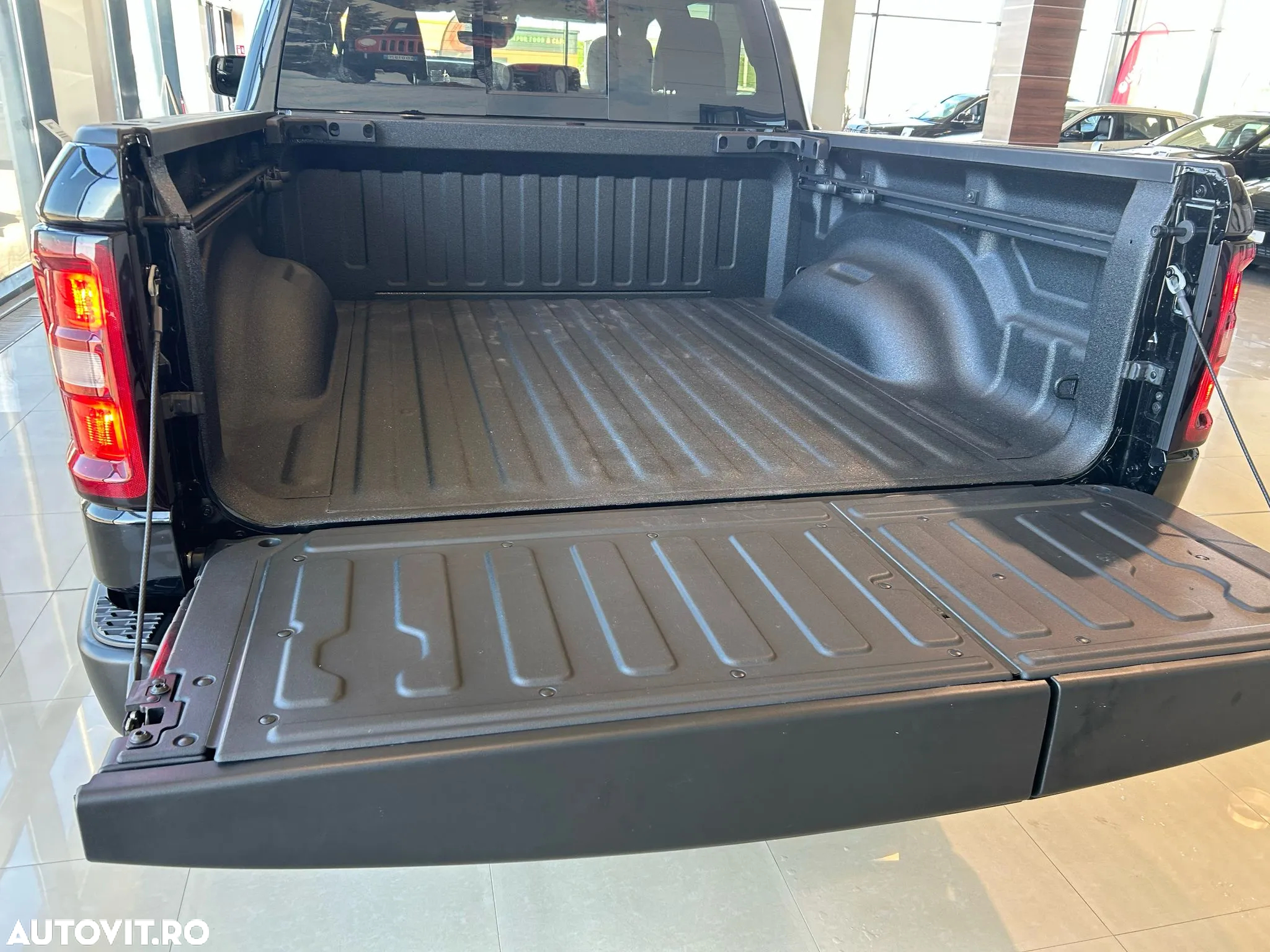 Dodge RAM 1500 REBEL X - 25